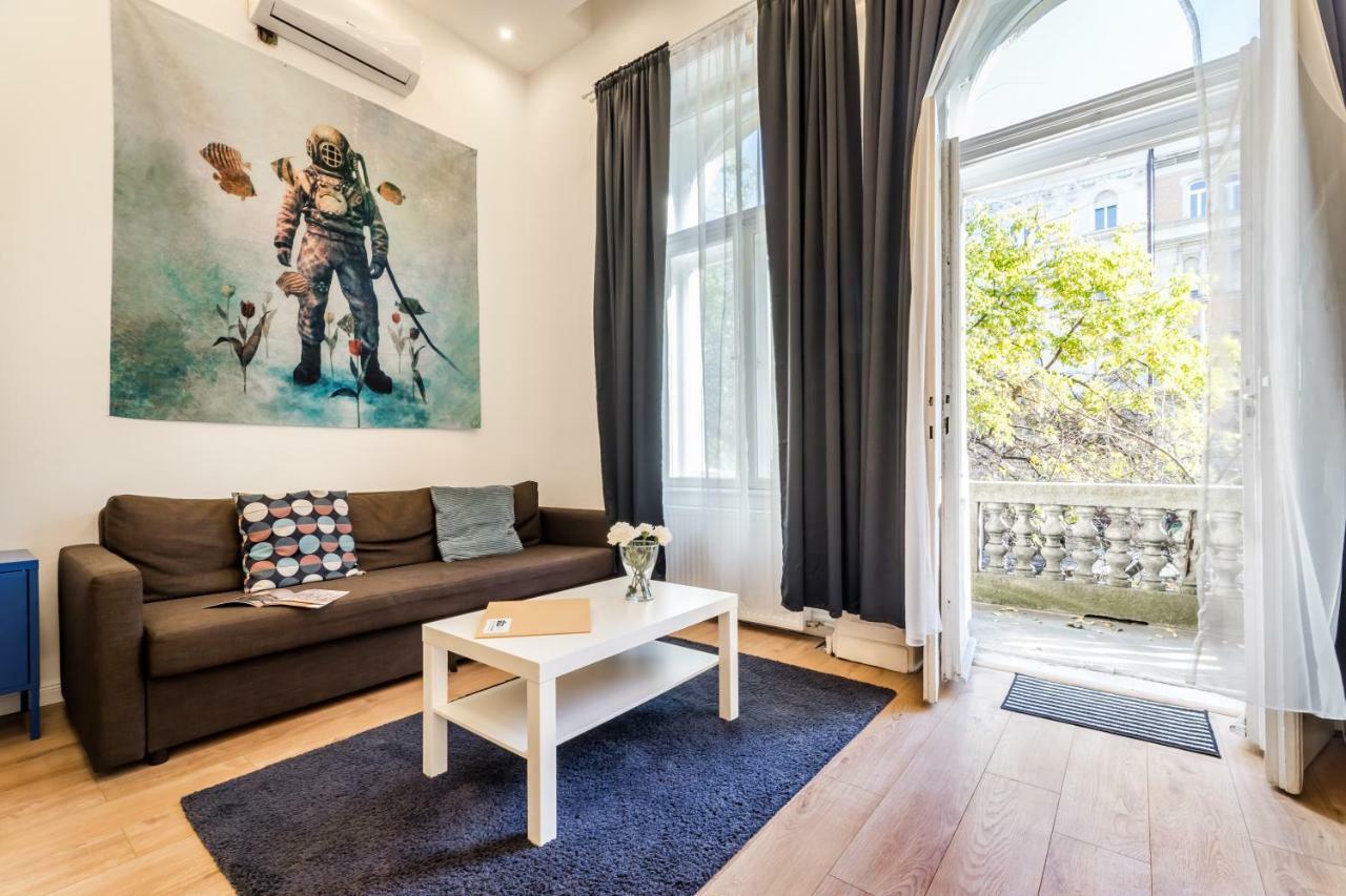 Hello Downtown - Boulevard Appartement *